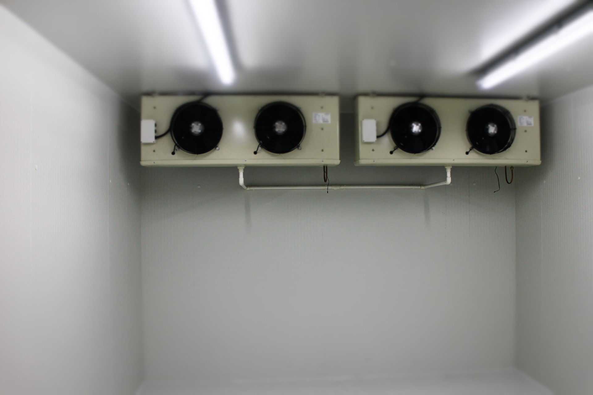 学校建设500m3实验室冷藏库投资费用需要多少钱？